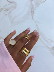 Thick white shell ring